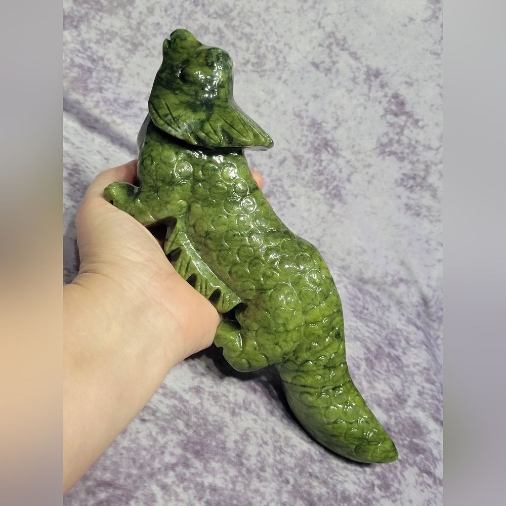 Green Jade Lizard - Picture 6 of 13